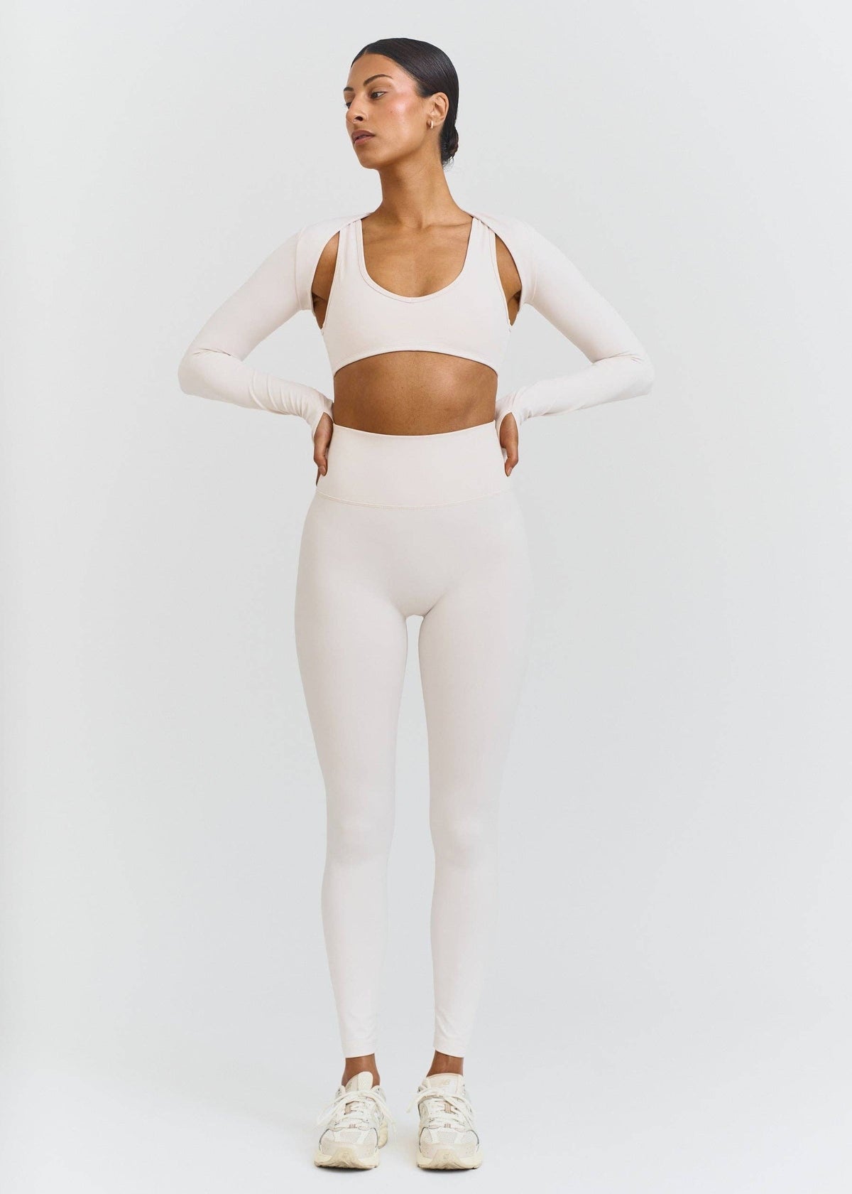 SOFTSCULPT SHRUG - MARSHMALLOW