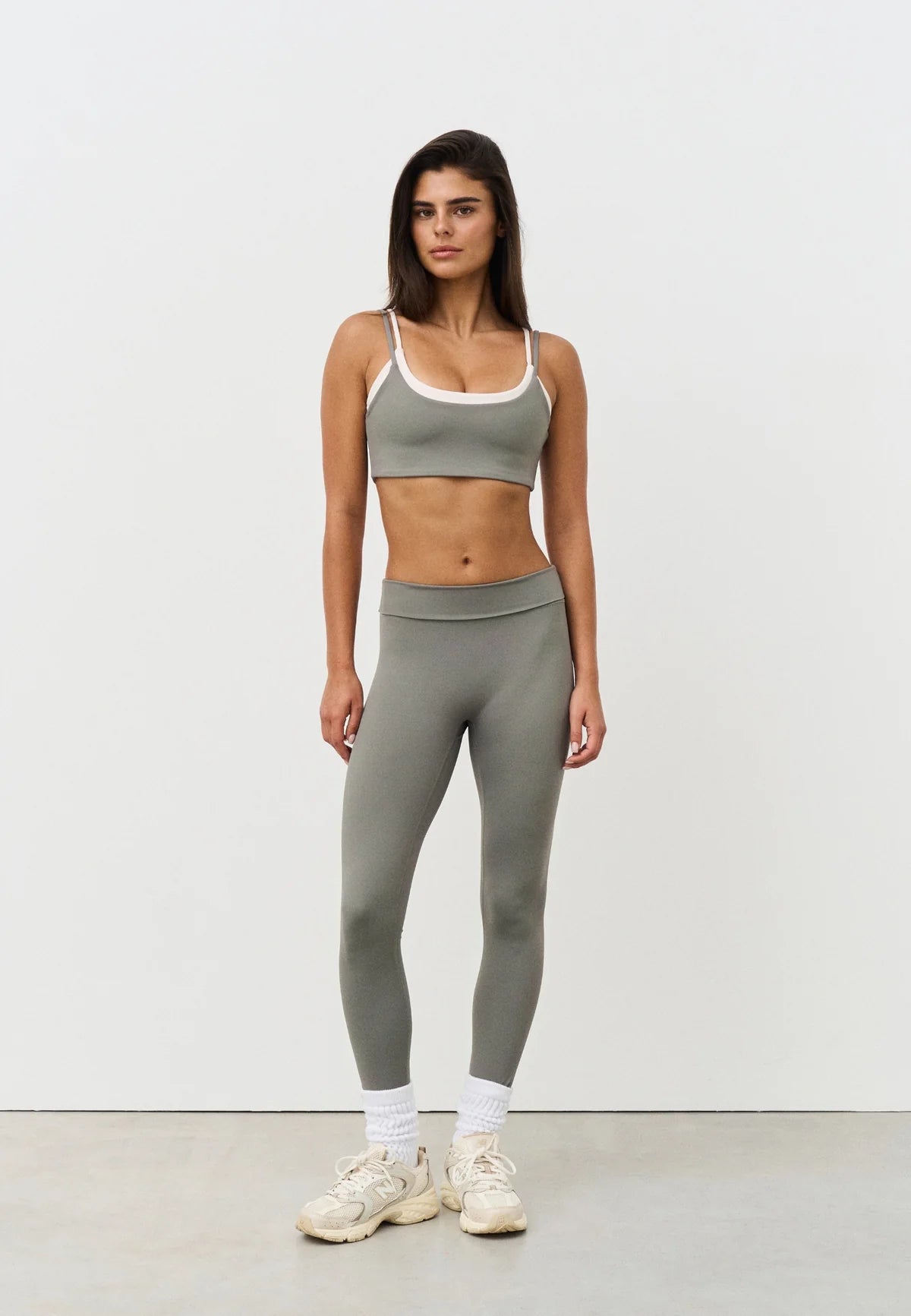 SOFTSCULPT LEGGINGS - DARK OLIVE