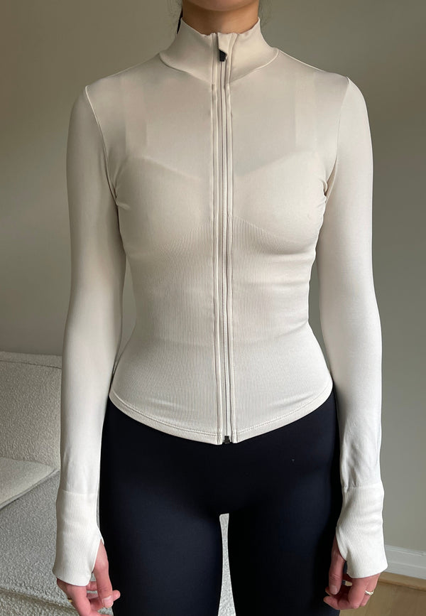 SEAMLESS FITTED ZIP JACKET - MARSHMALLOW
