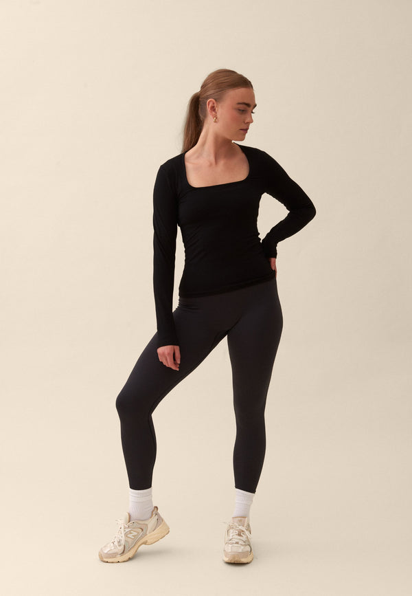 SOFT SQUARE NECK LONG SLEEVE TOP - BLACK