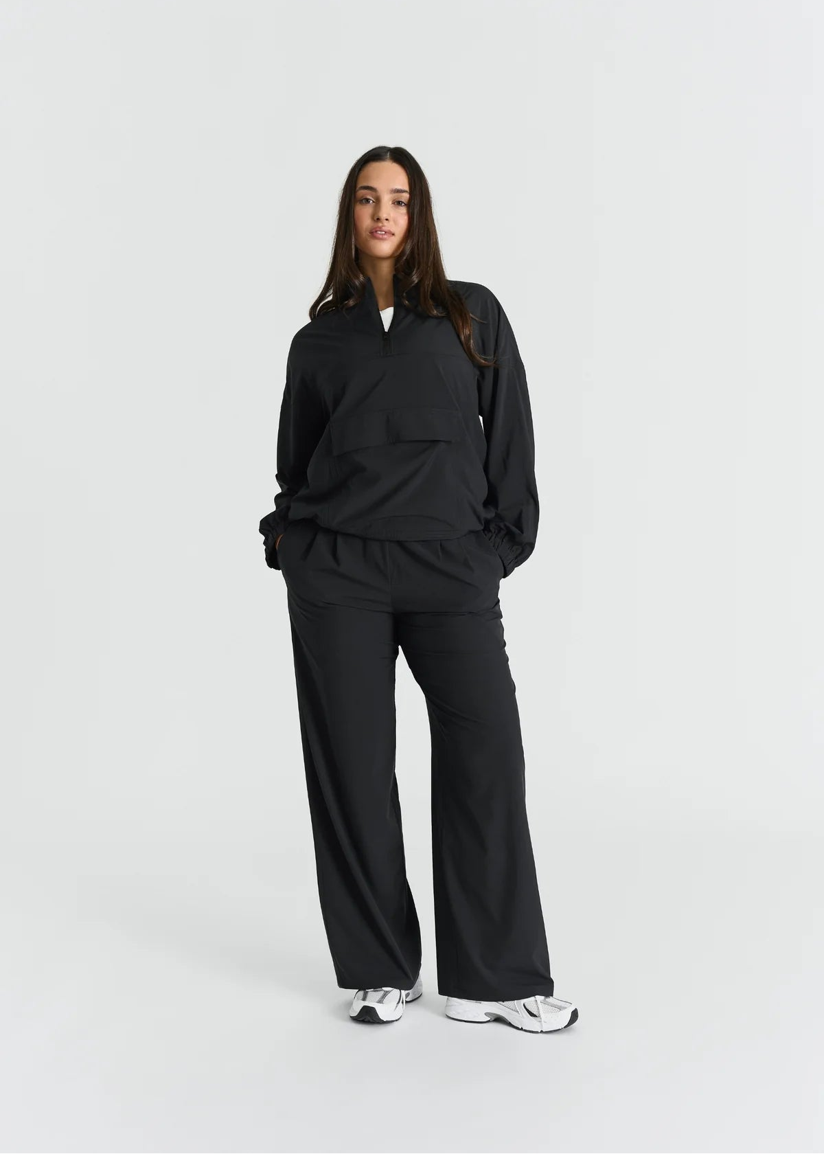 SOFTFLOW WIDE LEG PANTS - BLACK