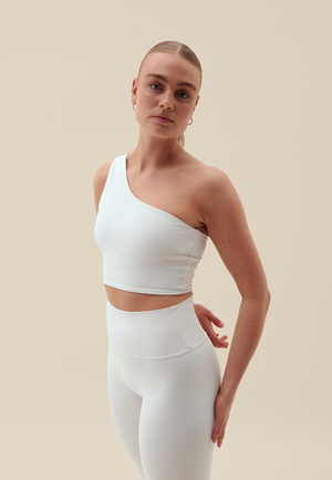 SOFTSCULPT ONE SHOULDER TOP - MARSHMALLOW