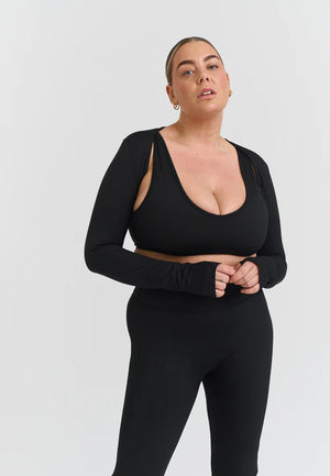 SOFTSCULPT SHRUG - BLACK