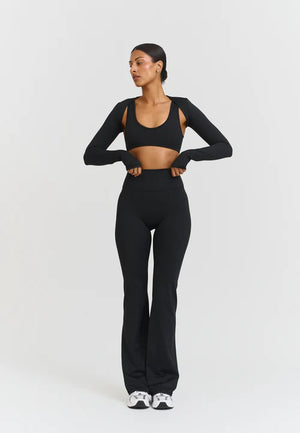 SOFTSCULPT SHRUG - BLACK