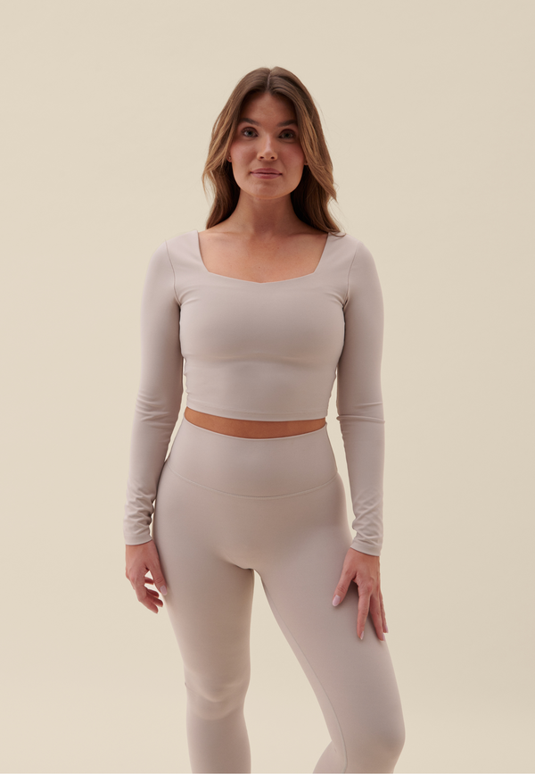 SOFTSCULPT SWEETHEART CROP TOP - DOVE