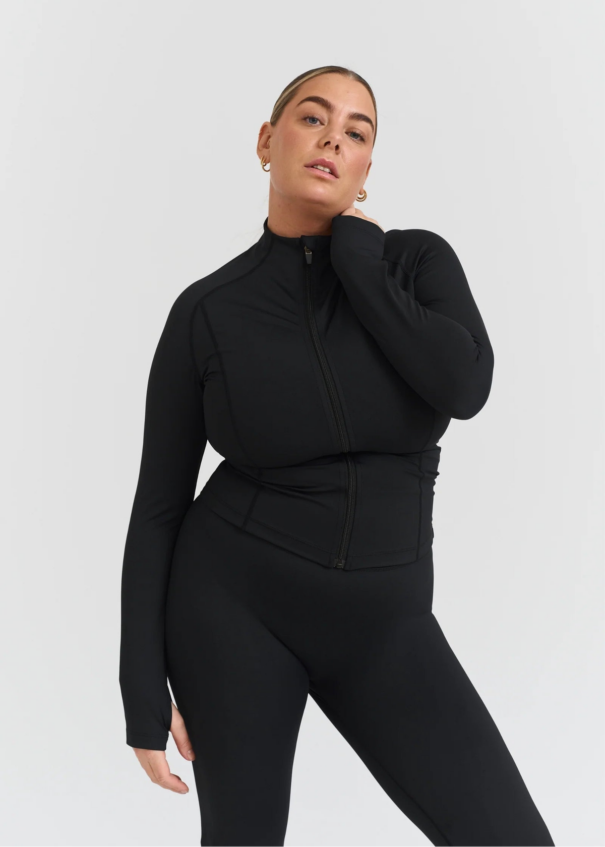 SOFTSCULPT ZIP JACKET - BLACK