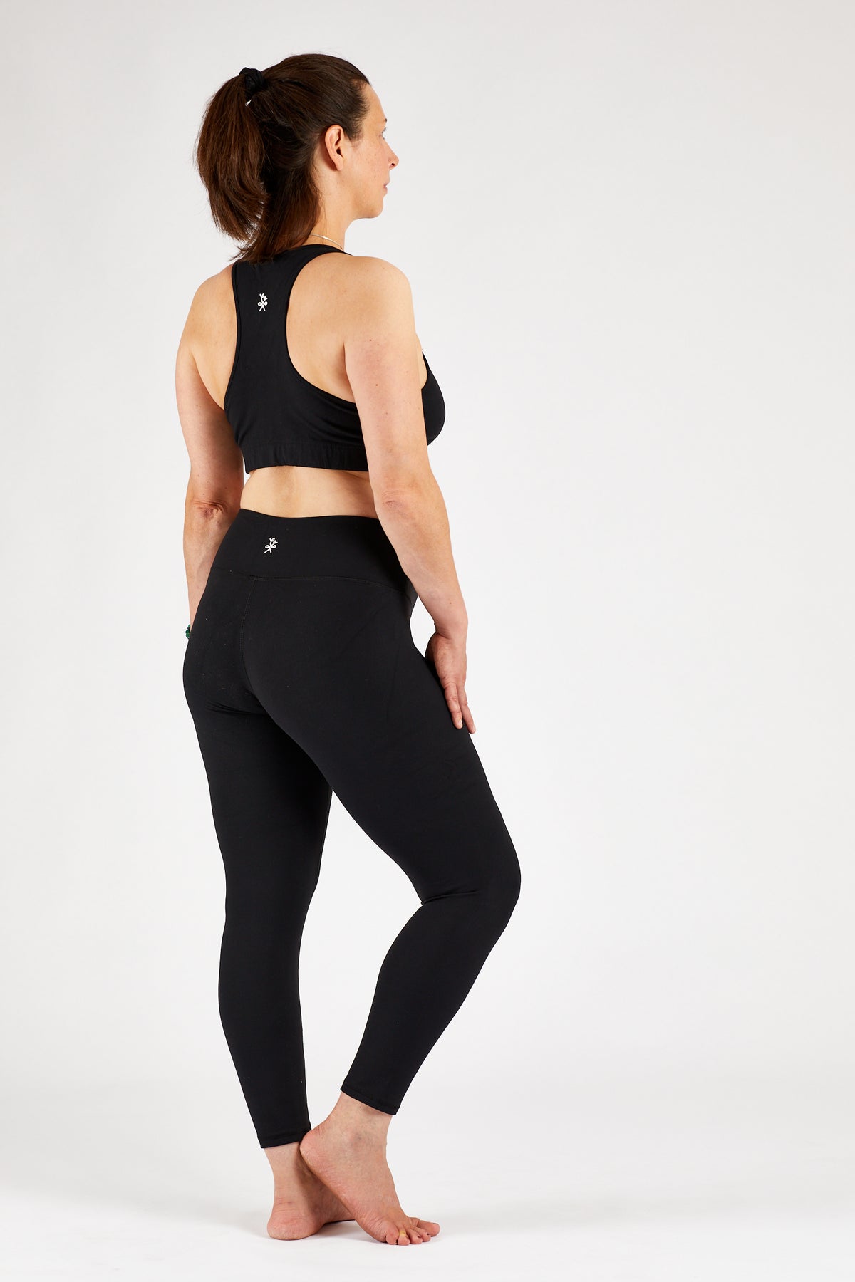 NICOLE HI-RISE YOGA LEGGINGS IN DIAMANTSCHWARZ