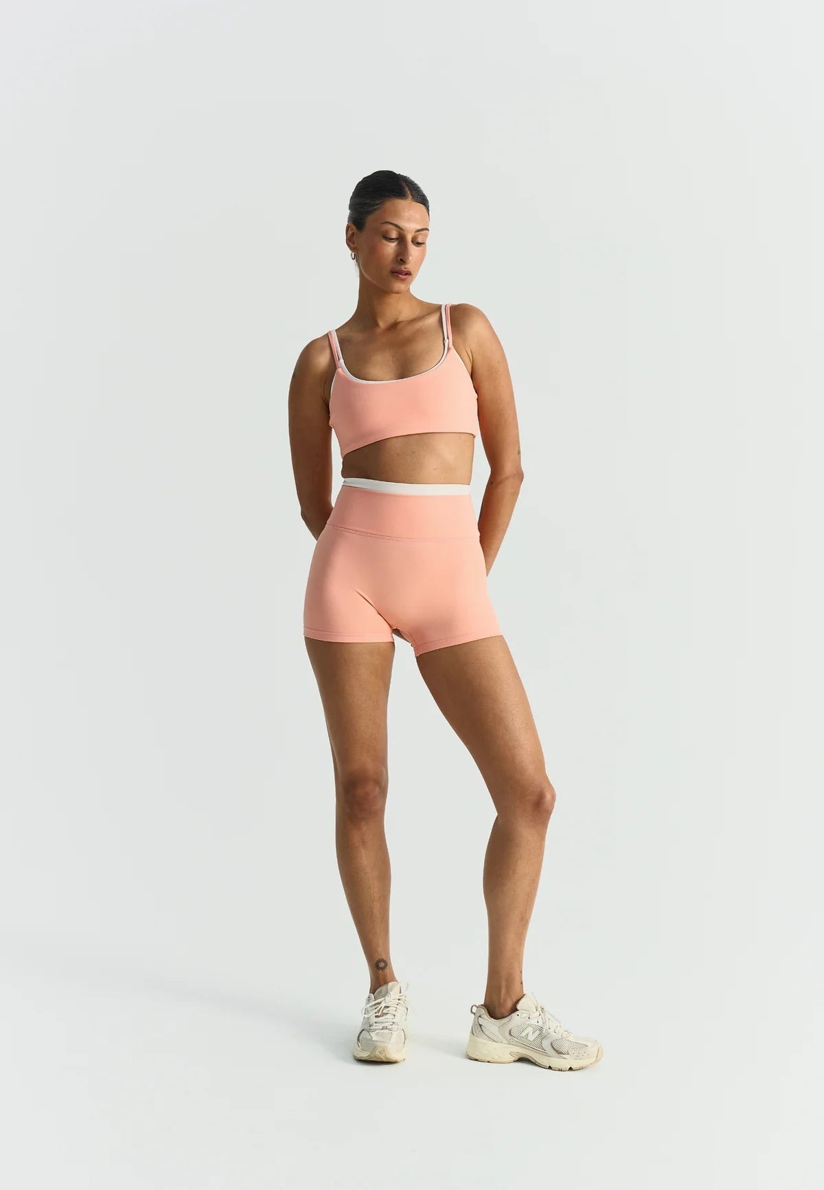 SOFTSCULPT DOUBLE LAYER SHORTS - PEACH