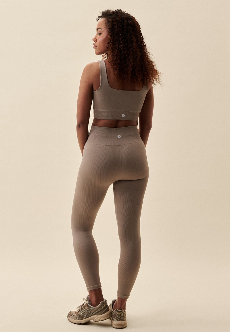 RIBBED SEAMLESS LEGGINGS - CAPPUCCINO