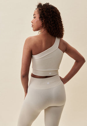 RIBBED SEAMLESS ONE SHOULDER BRA - MARSHMALLOW