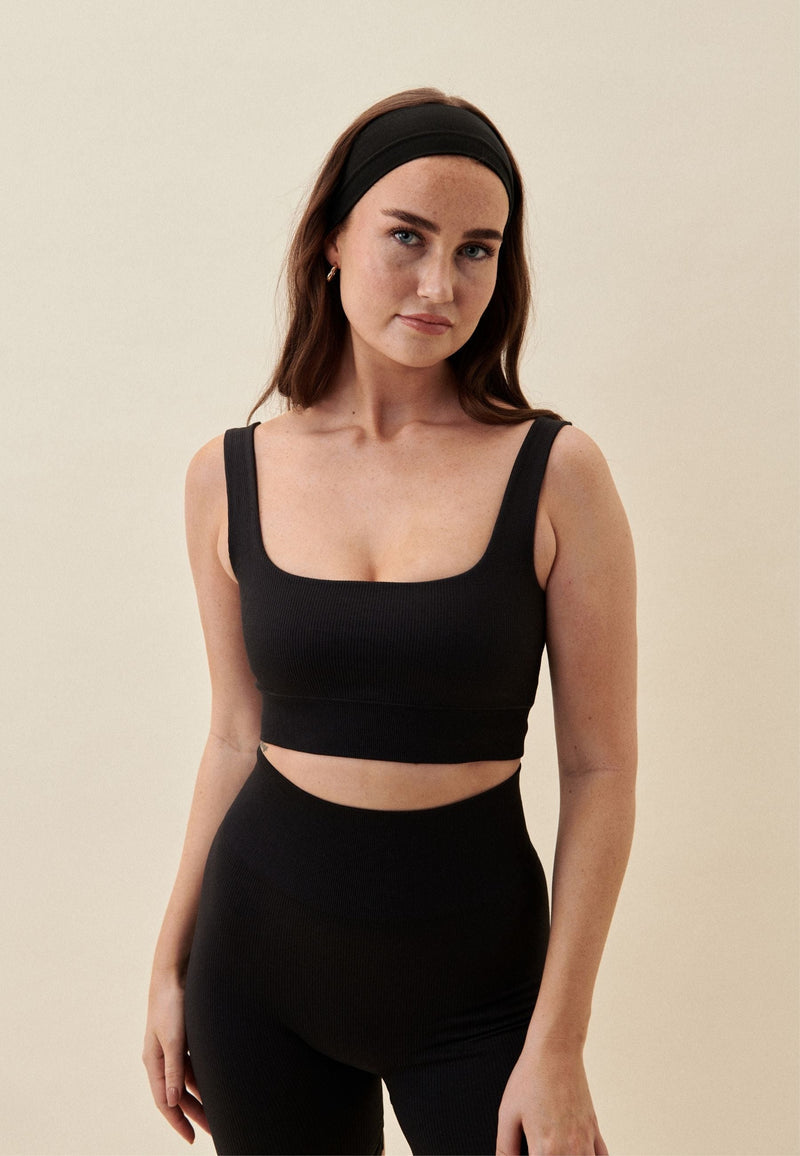 RIBBED SEAMLESS SQUARE NECK BRA - BLACK
